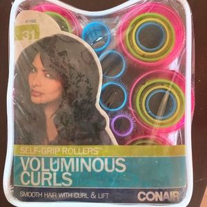 Voluminous Curls - Self Grip Rollers